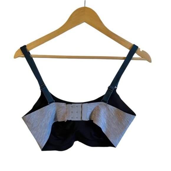 Knix Padded Evolution Bra Reversible Size 6 Gray/Black/Blue Straps - Picture 6 of 10